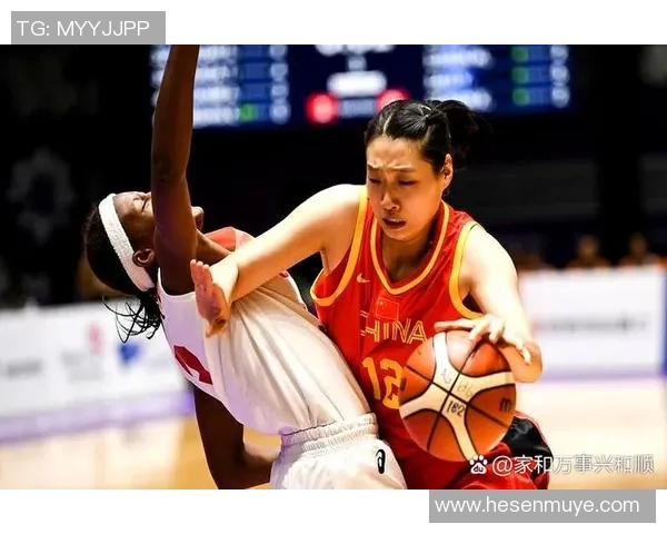 中国女篮新核心球员崭露头角攻防兼备助力球队串联全局 中国女篮新核心球员崭露头角攻防兼备助力球队串联全局